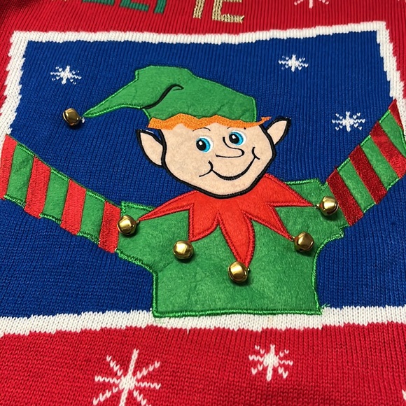 Hooked up Selfie holiday sweater - Picture 2 of 5